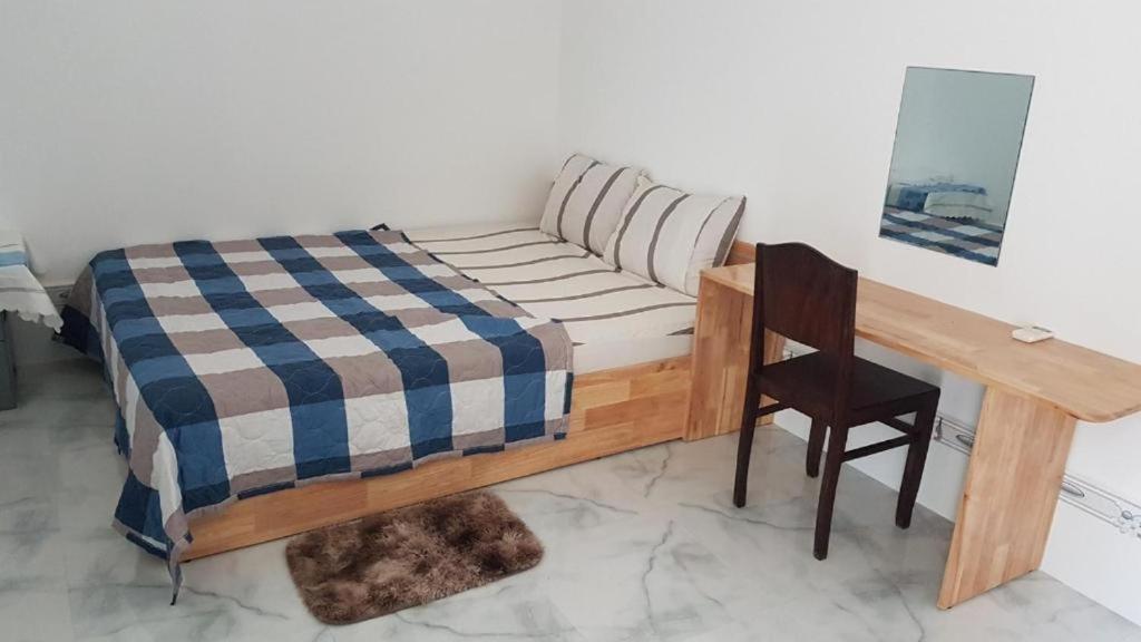 Hoa Lan Motel & Homestay Giong Tu Dien Bagian luar foto