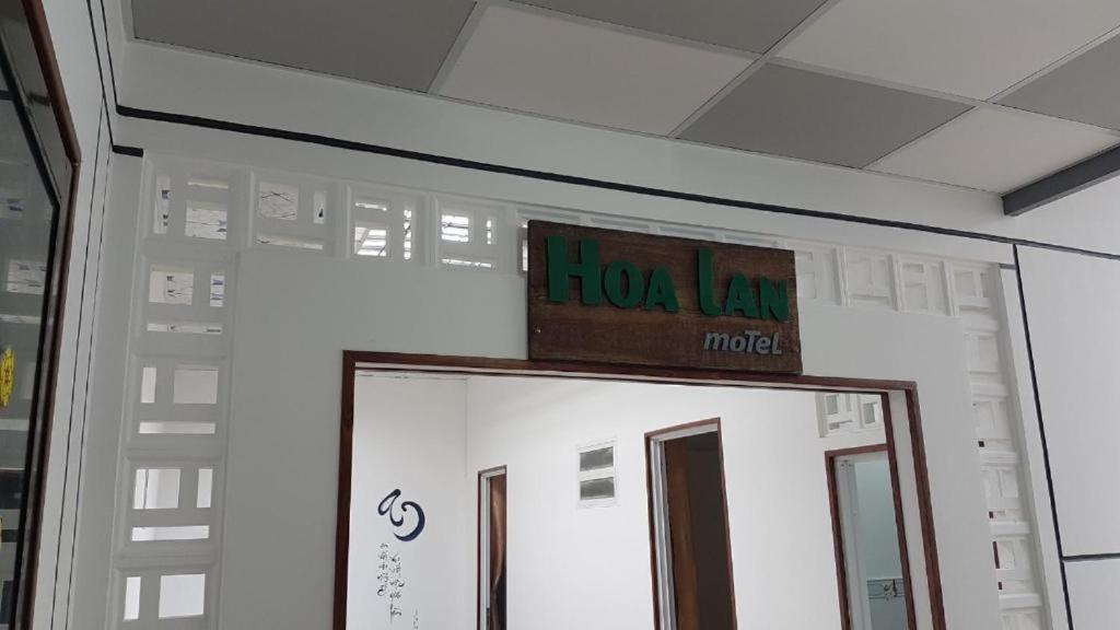 Hoa Lan Motel & Homestay Giong Tu Dien Bagian luar foto